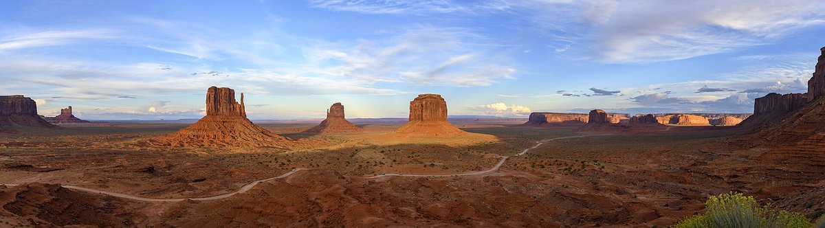 Monument Valley Butte Dawn — Arizona/Utah USA