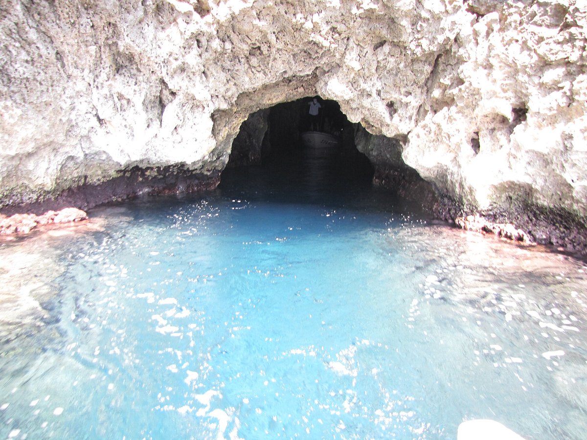 Blue Cave Bisevo