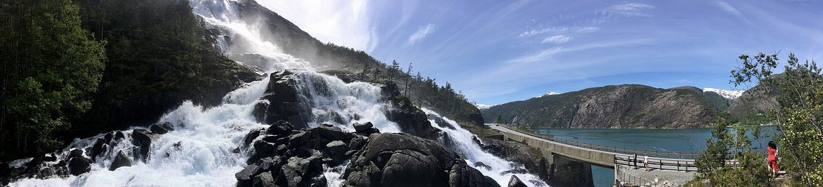 Langfossen Waterfall — Norway