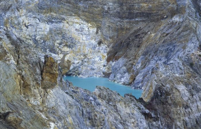 Kelimutu Coloured Crater Lakes — Flores Indonesia