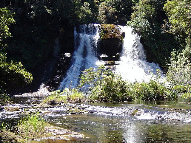 Āniwaniwa Falls — New Zealand