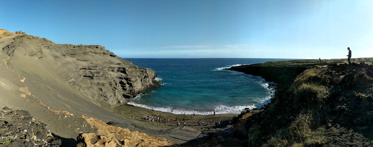Papakolea Green Sand Beach
