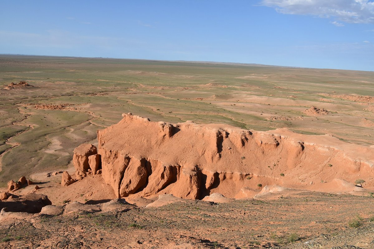 Gobi Desert Flaming Cliffs — Mongolia