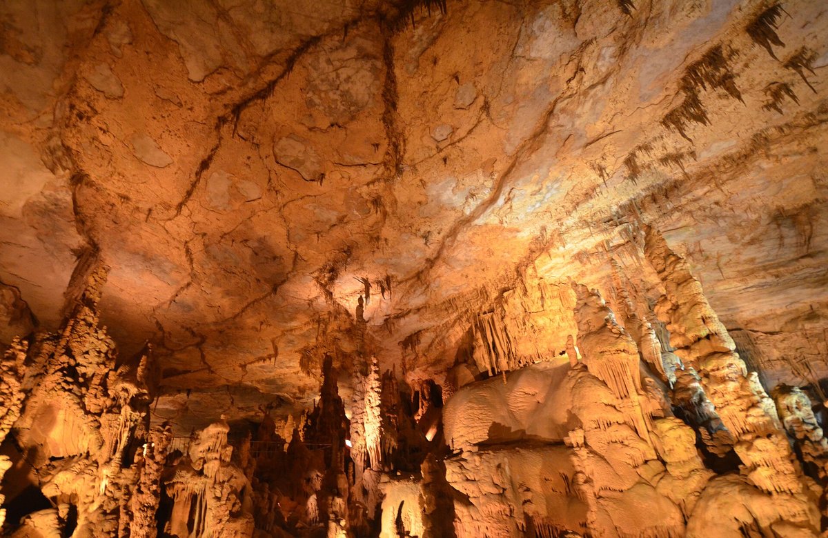 Cathedral Caverns