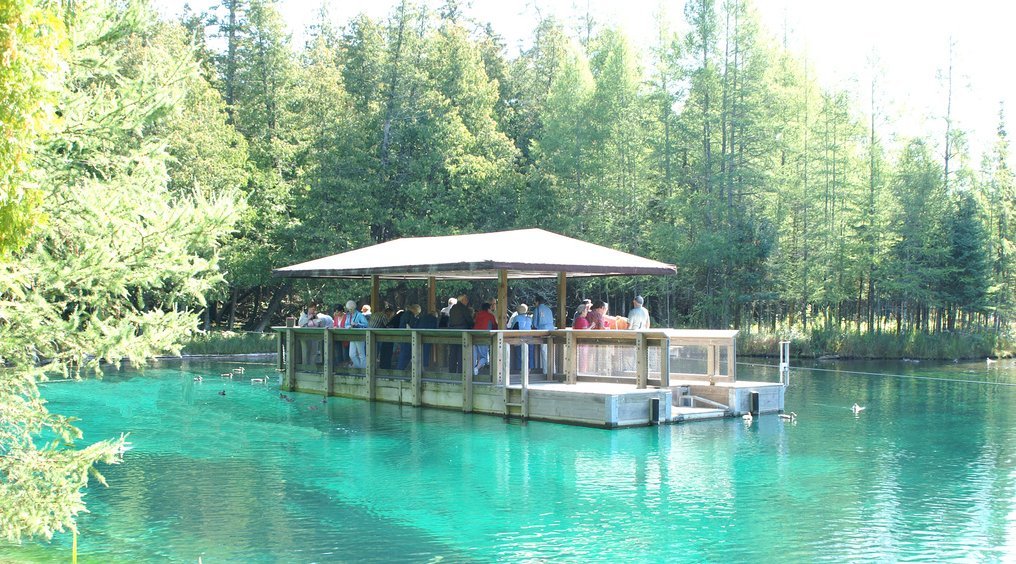 Kitch-iti-kipi Big Spring