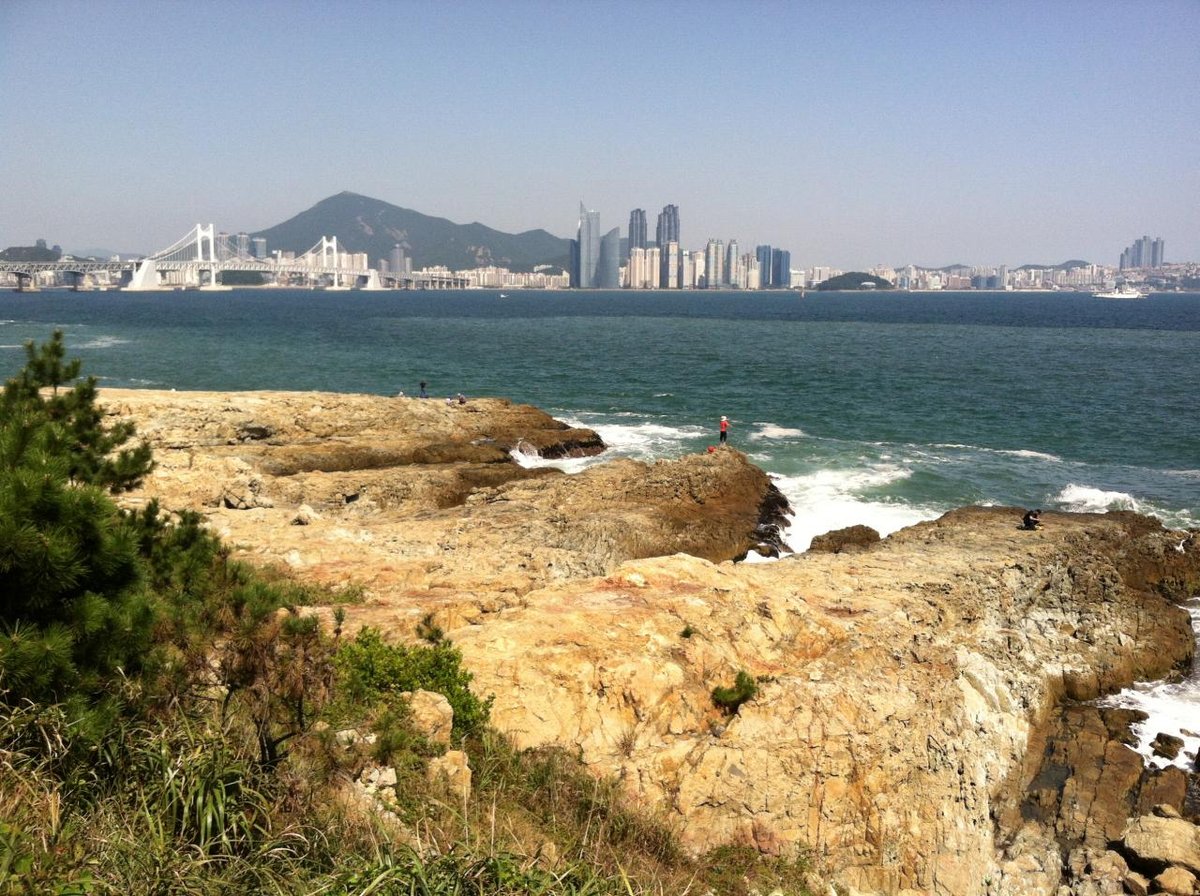 Igidae Coastal Cliffs