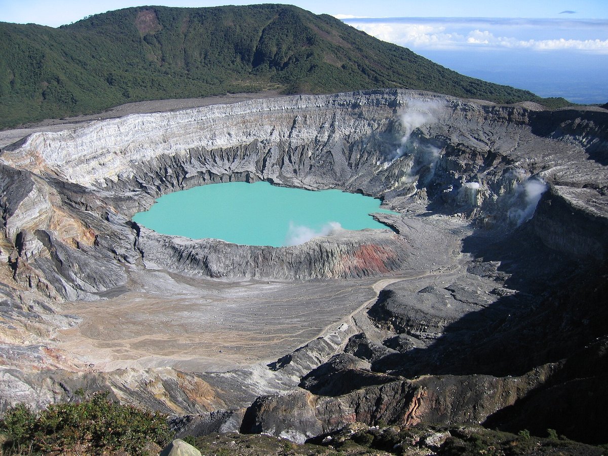 Poás Volcano Crater Lake — Costa Rica