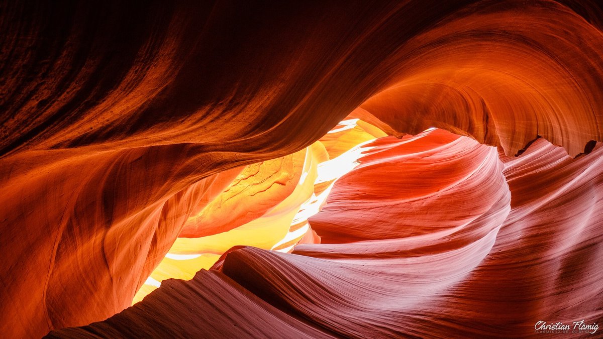 Antelope Canyon Light Beams — Page Arizona