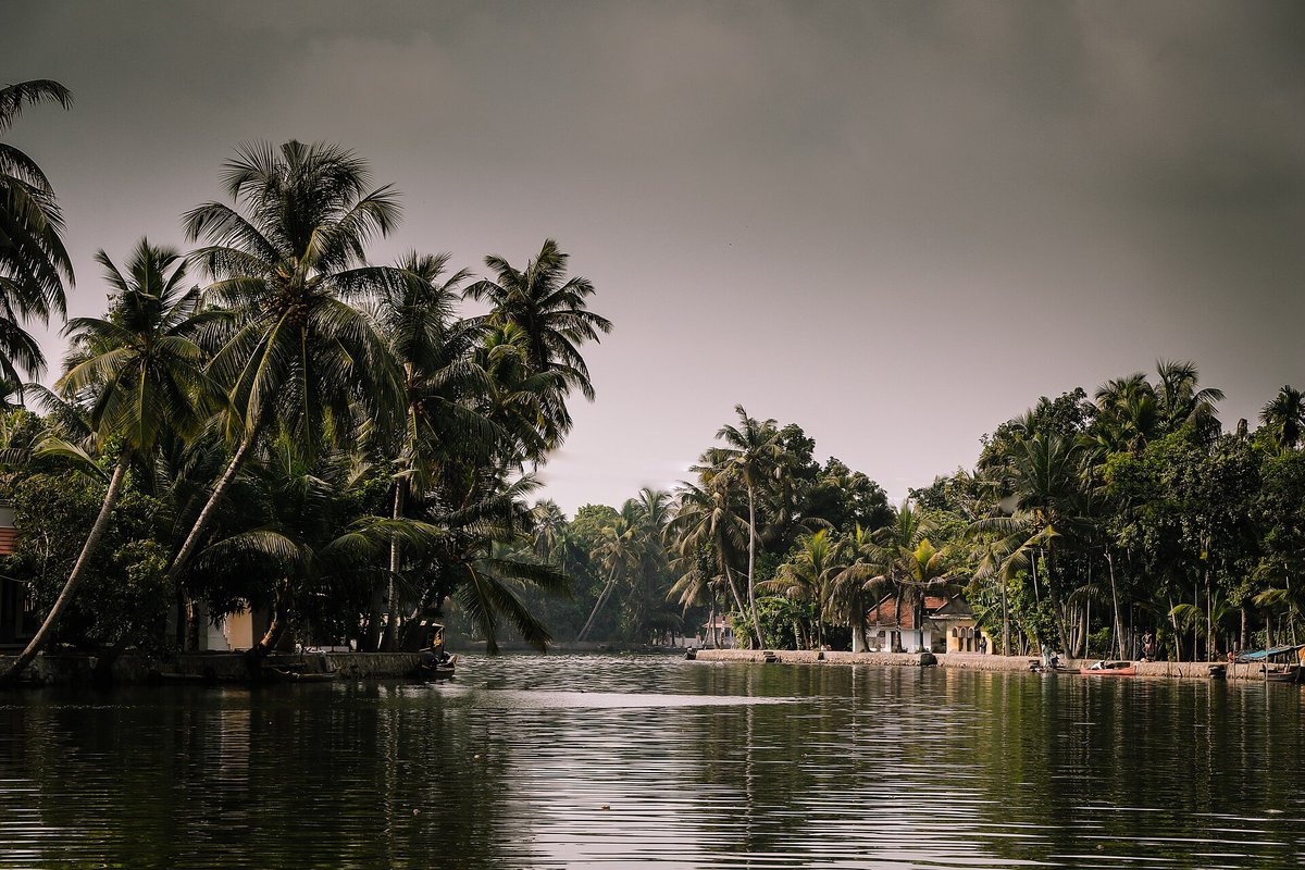 Kerala backwaters Lagoon — India