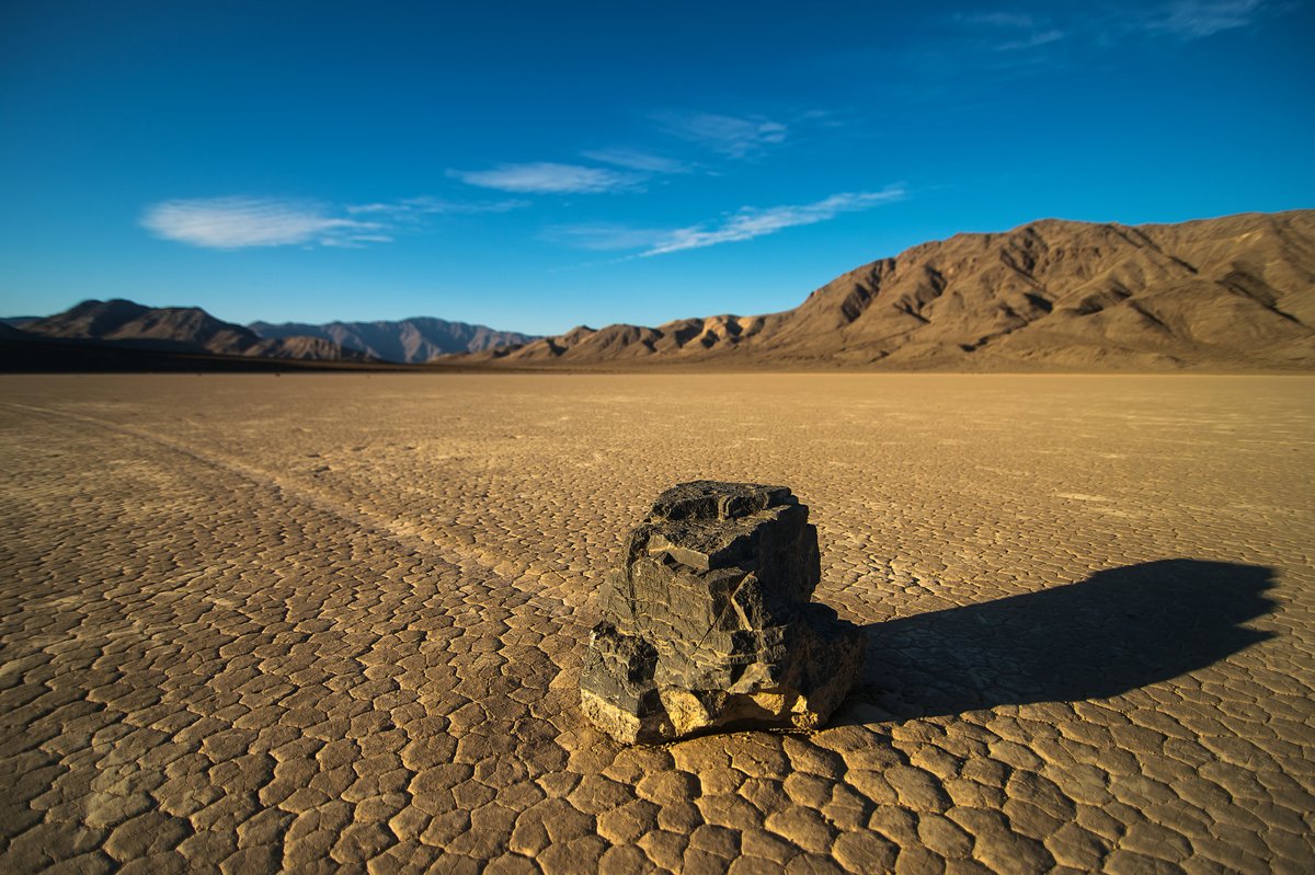 Sailing Stones Death Valley — California USA