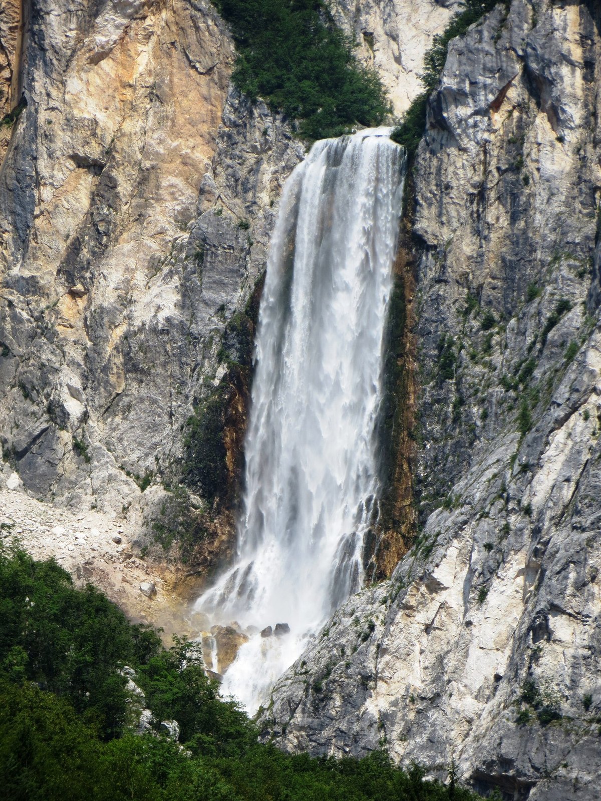 Boka Waterfall — Slovenia