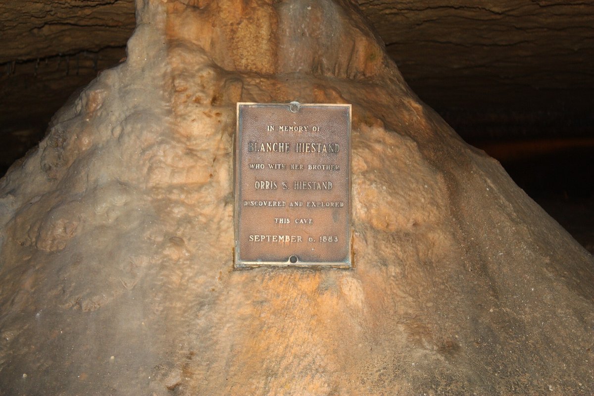 Marengo Cave