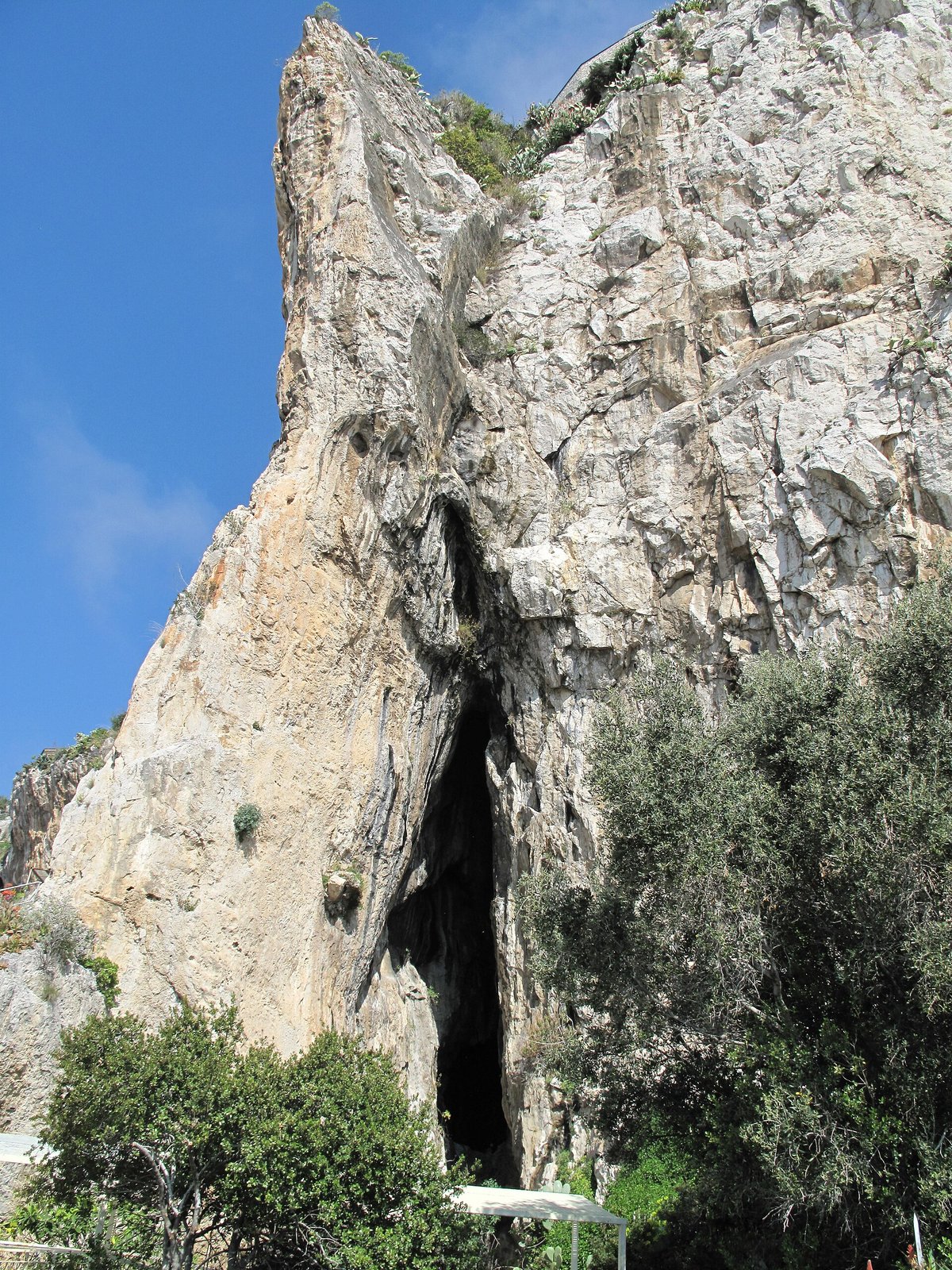Balzi Rossi Cave — Italy