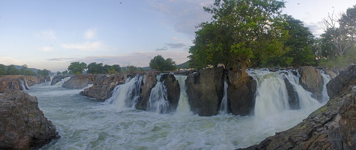 Hogenakkal Falls — India