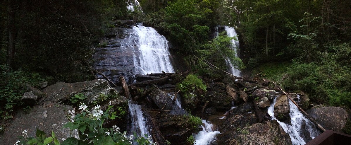 Anna Ruby Falls