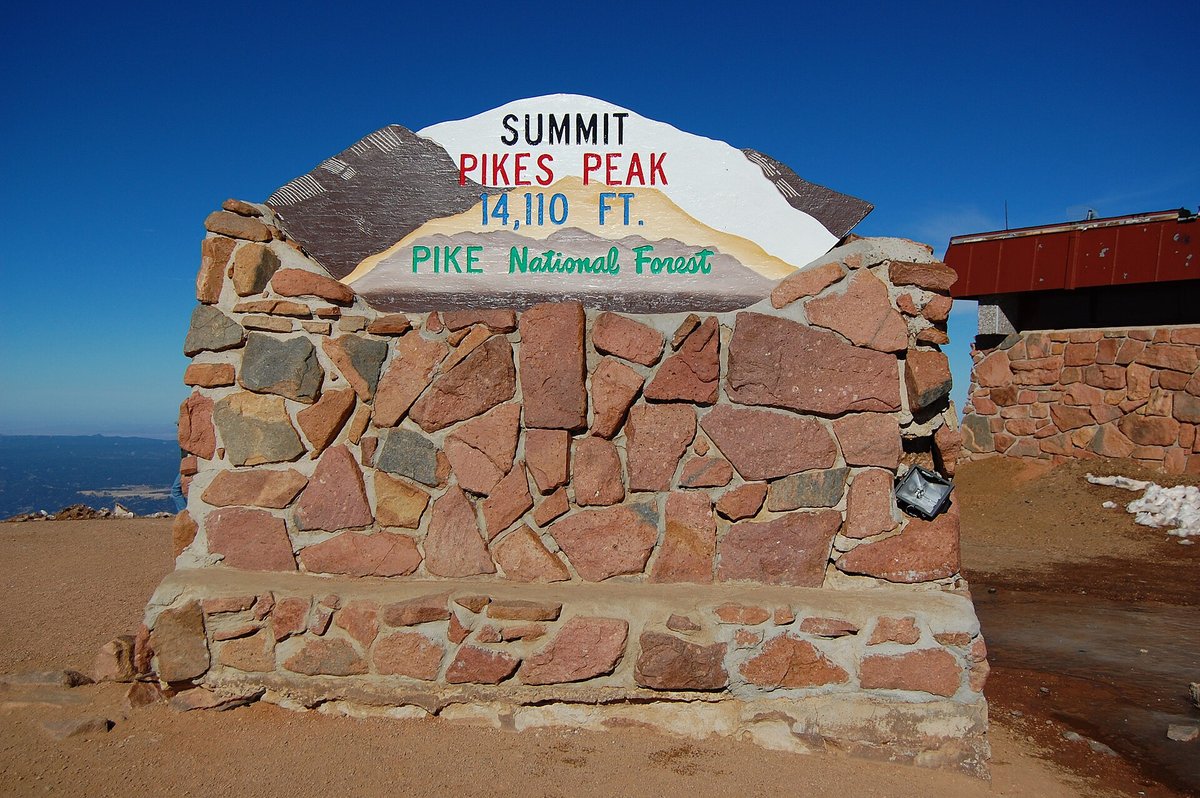 Pikes Peak Summit